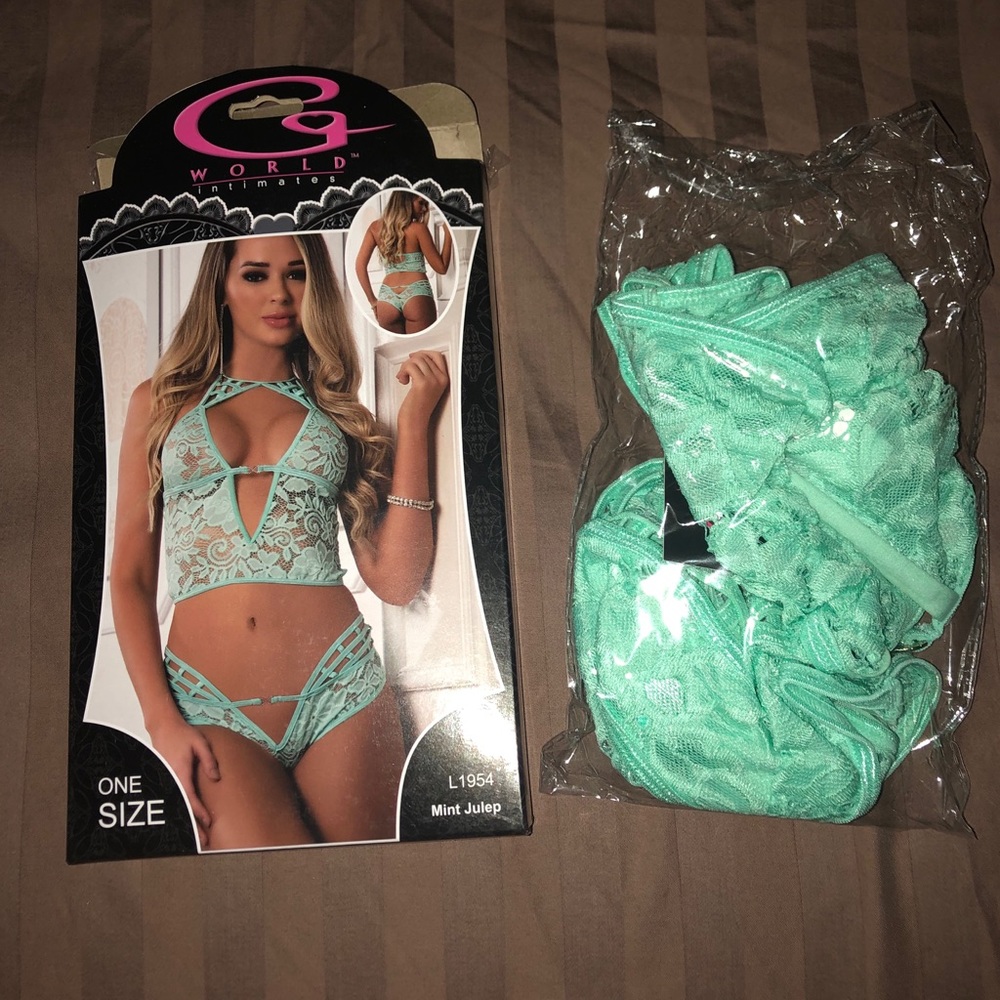 Teal two piece lingerie 👙